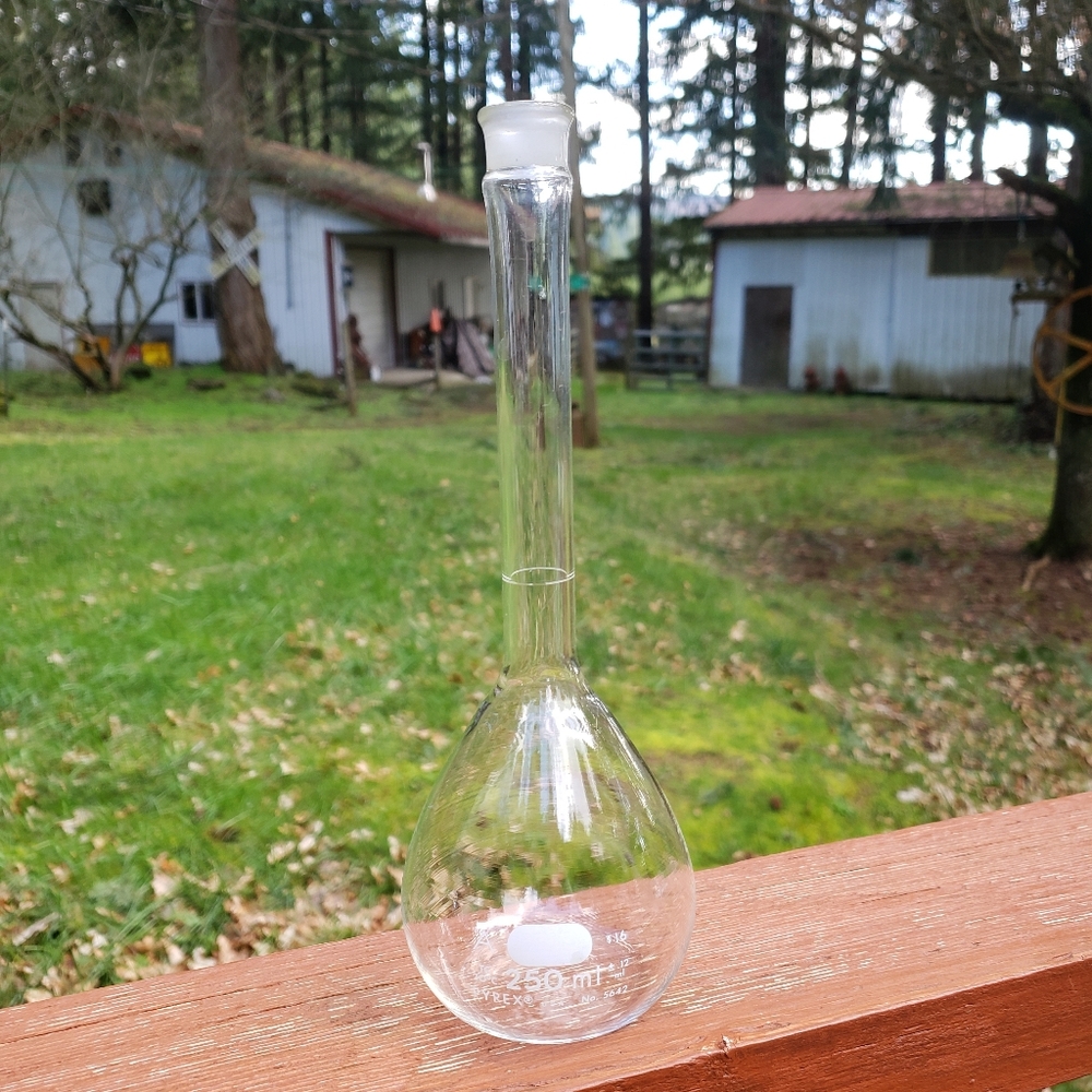 PYREX No. 5642 250ml Volumetric Flask